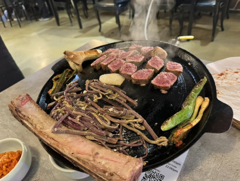 육짚 이미지