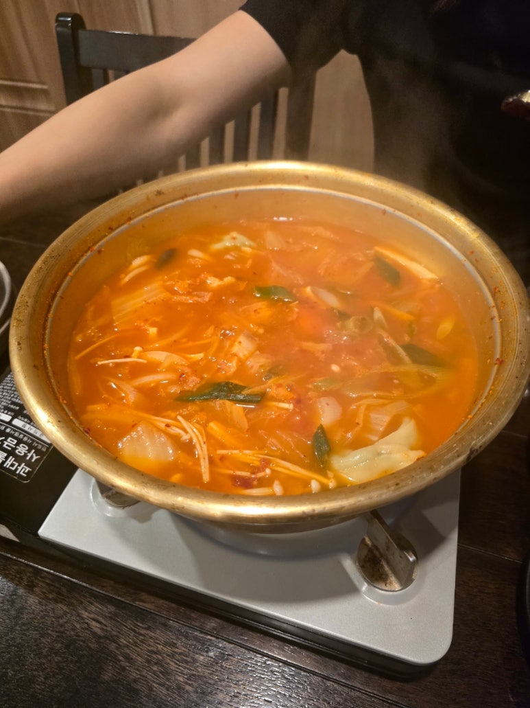 정우찌개보쌈 대표 사진