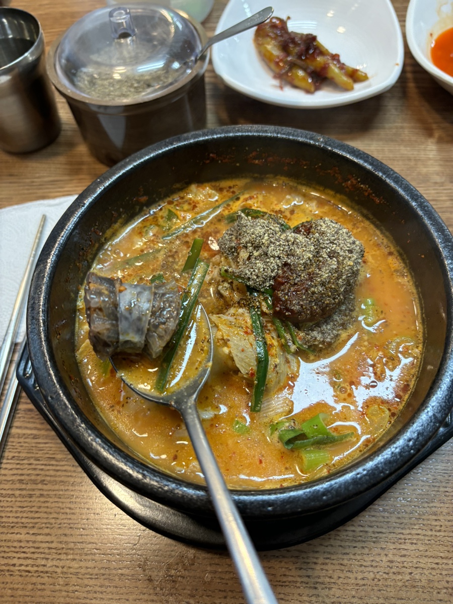 만천수육국밥 이미지
