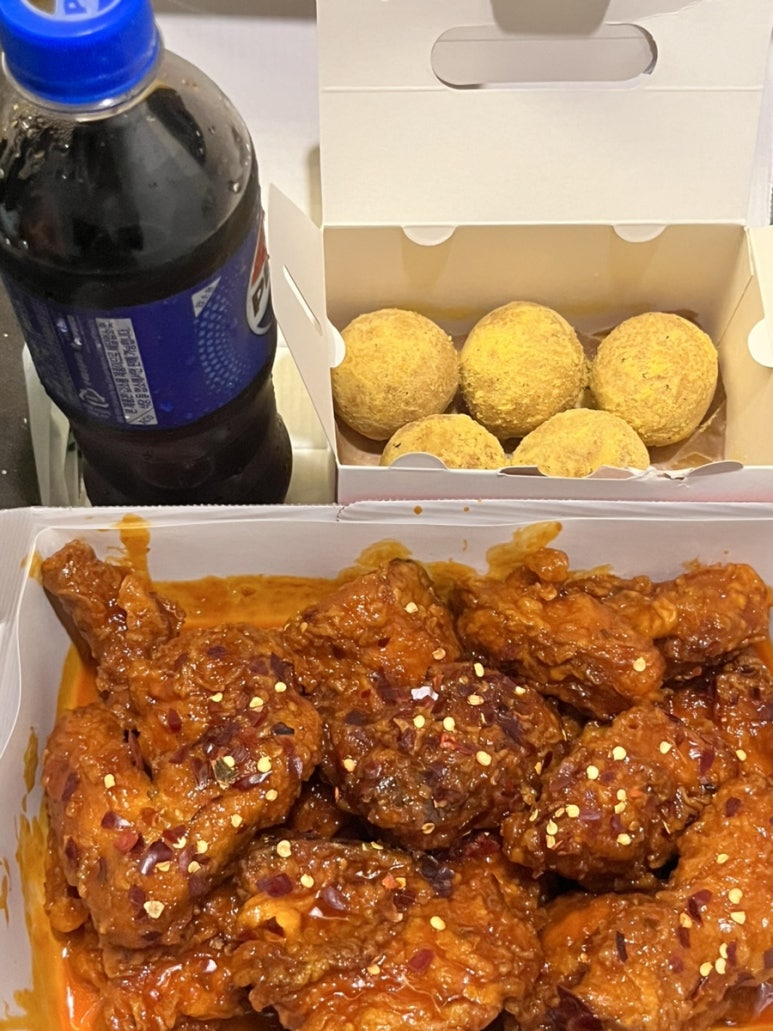 자담치킨 안산중앙역점 대표 사진