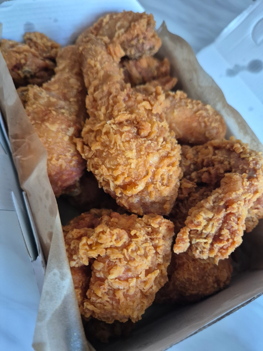 치킨욜로 이미지