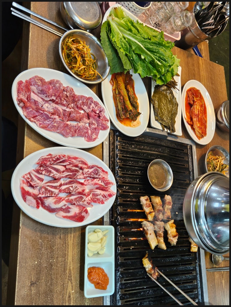 제주똥돼지 이미지