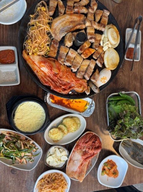 낭만솥뚜껑 이미지