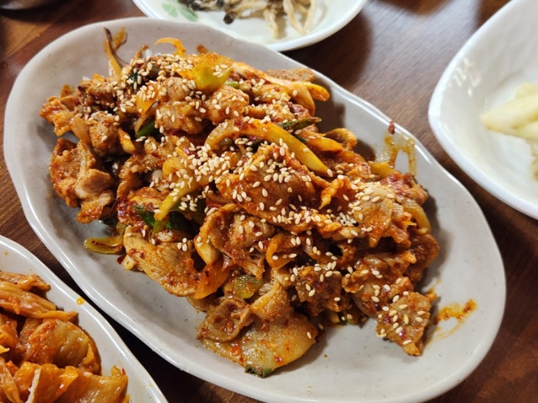 종가 한옥 김치찜 이미지