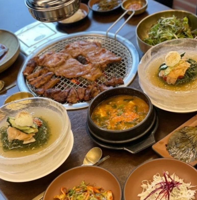 얼음그릇냉면 이미지