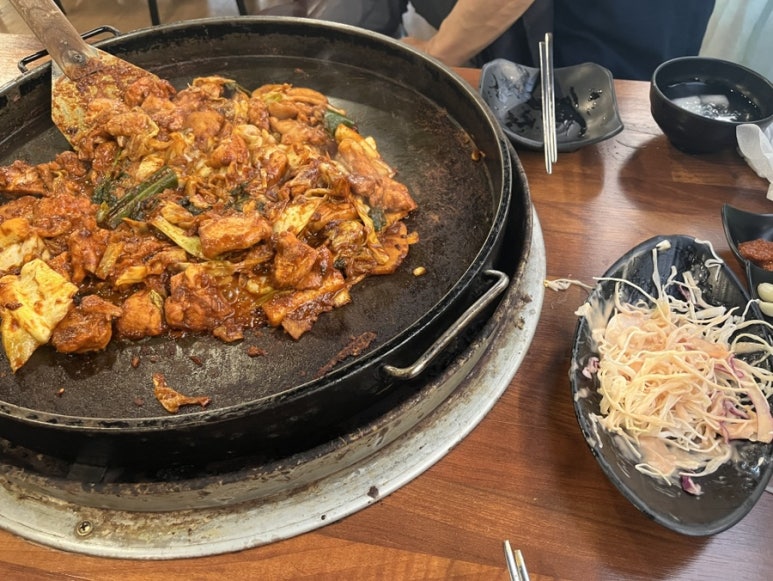 볶끼요춘천닭갈비 이미지