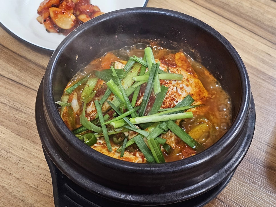 단양흑마늘쌈밥 이미지