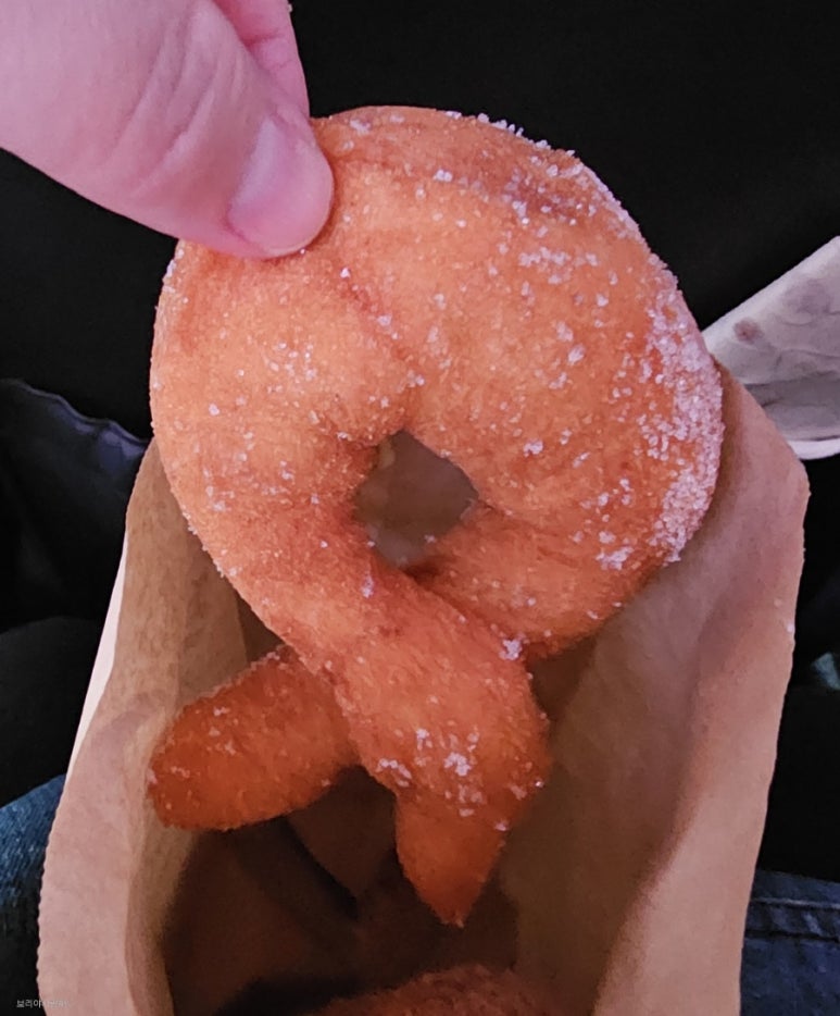 와우찹쌀꽈배기 이미지