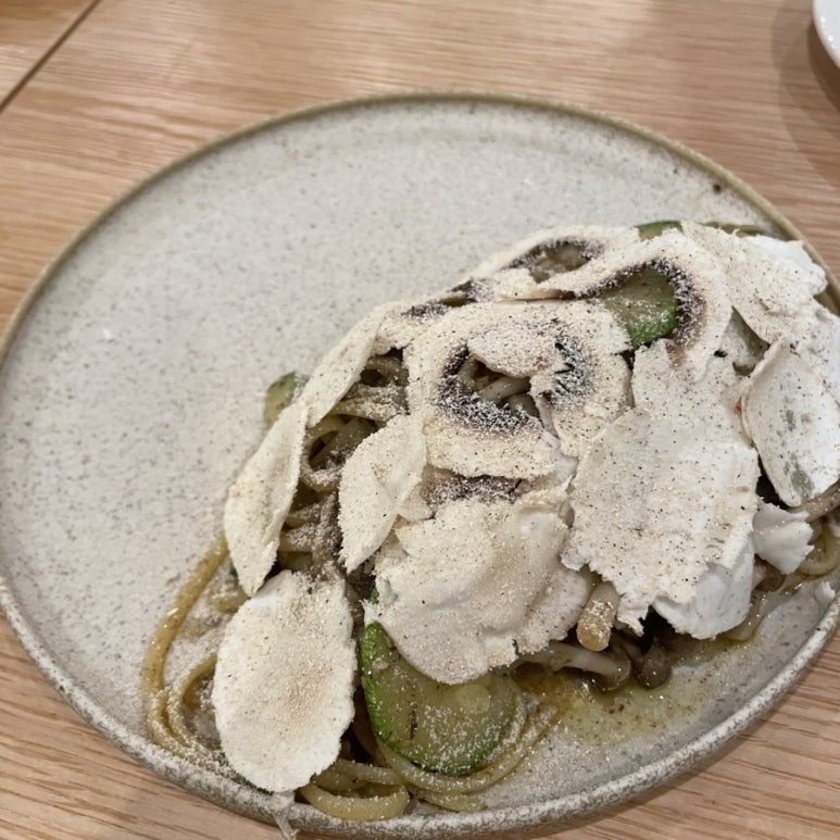 로빈키친 이미지