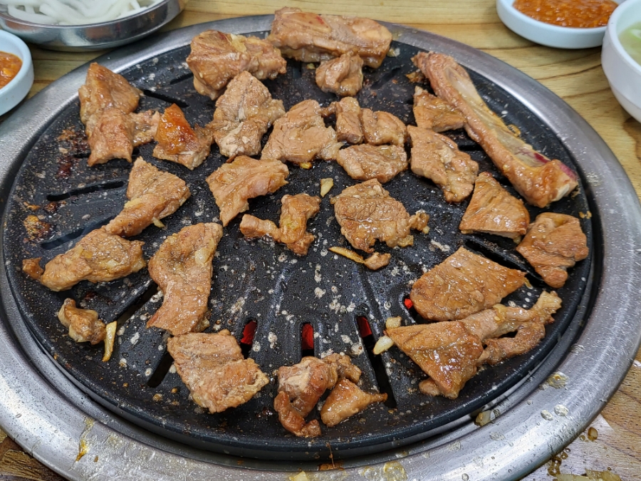 용현 숯불갈비 이미지
