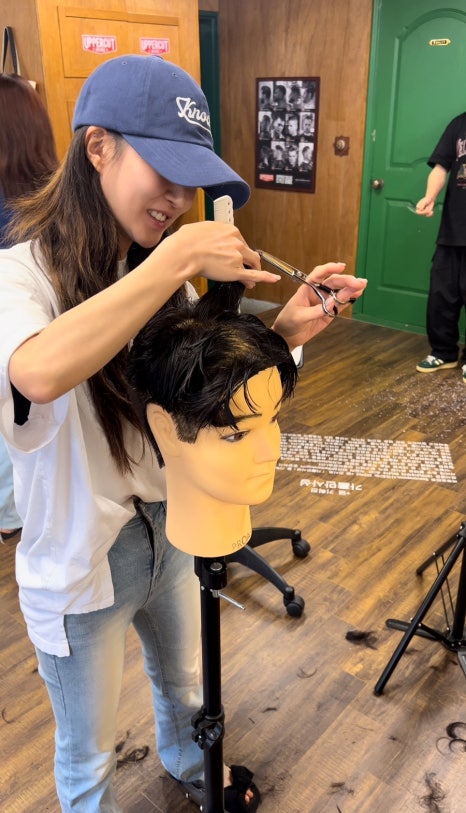 애니띵벗베이직 이미지