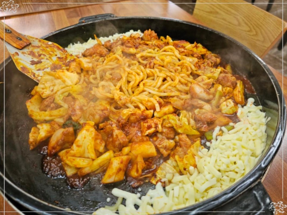 본가춘천닭갈비 이미지