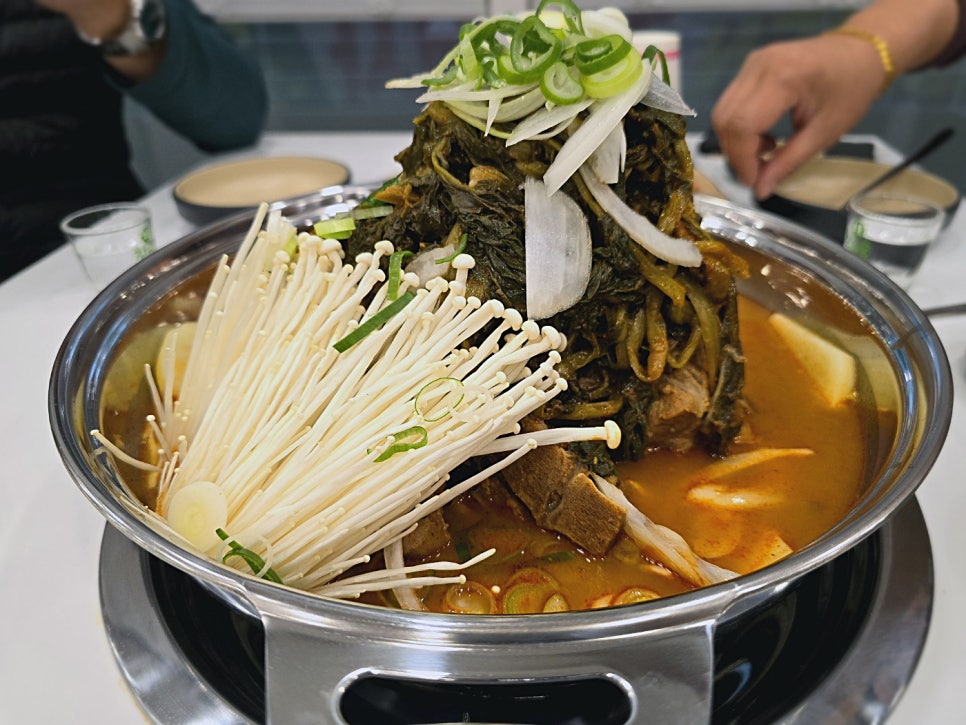 더본감자탕 이미지