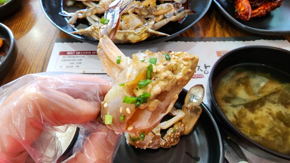 밥도둑 꽃게장(무한리필) 이미지