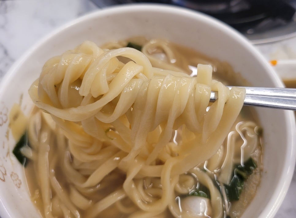 바다에서온해물샤브칼국수 이미지