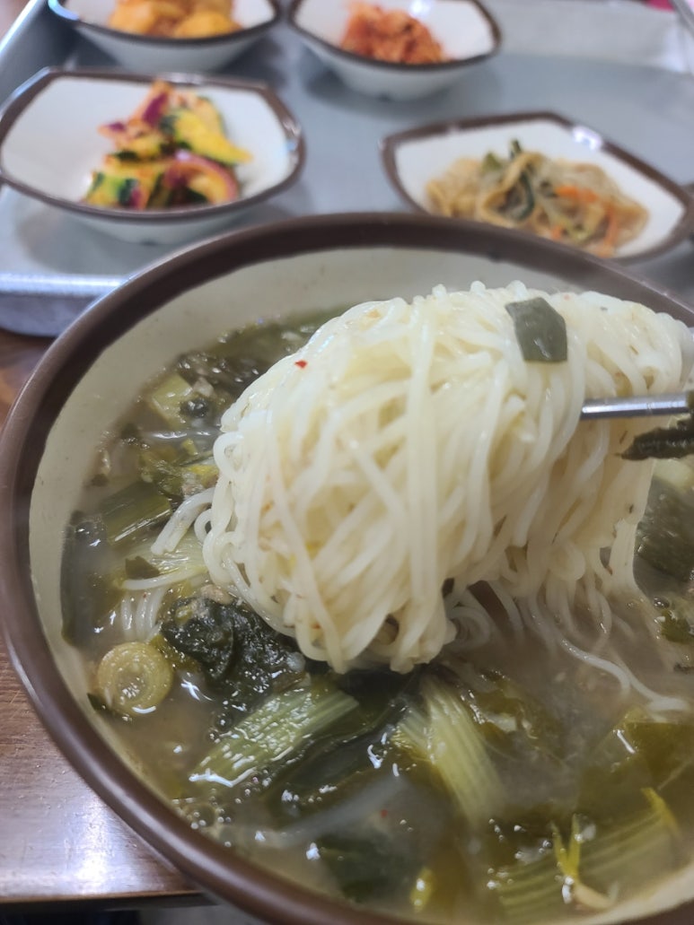 통발추어탕 이미지
