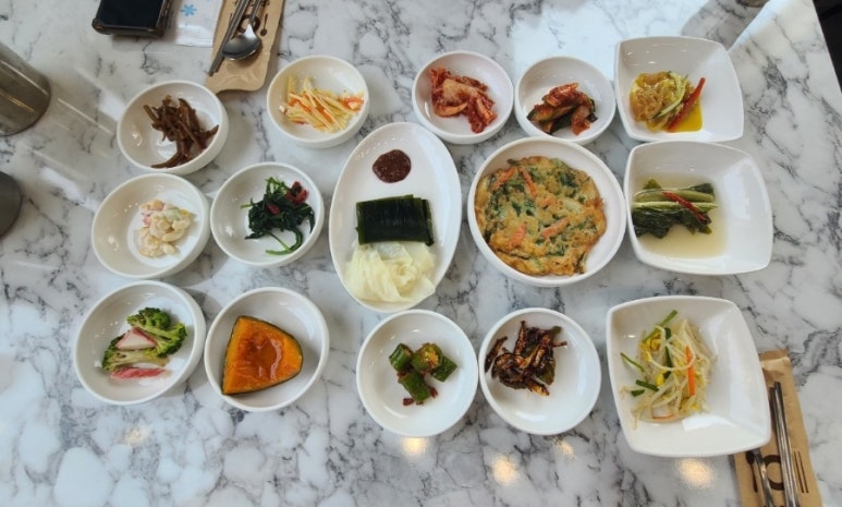 윤슬 한상차림 이미지