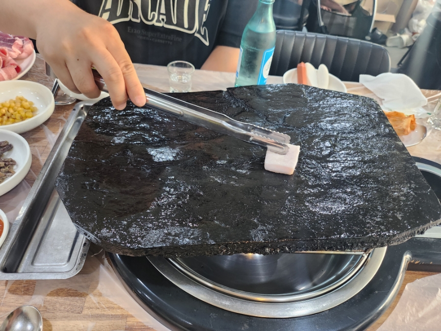 뚱이네돌구이 이미지