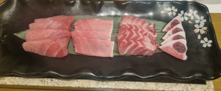 싱싱숙성참치 이미지