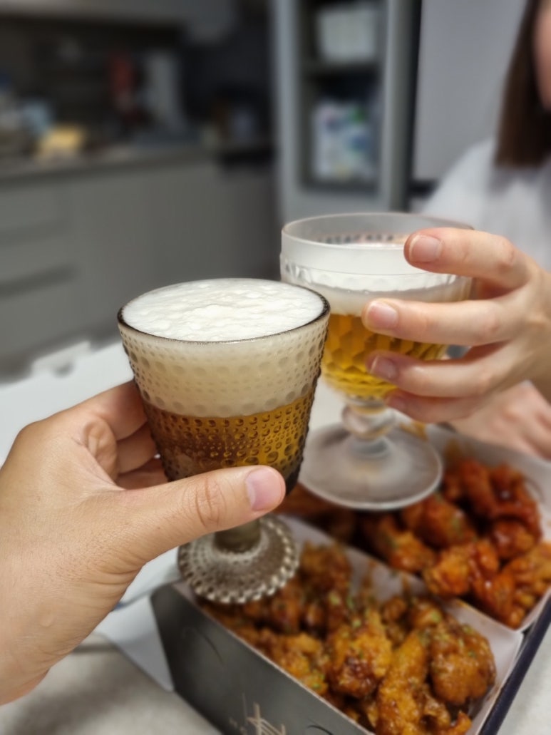 에이치골드치킨 이미지
