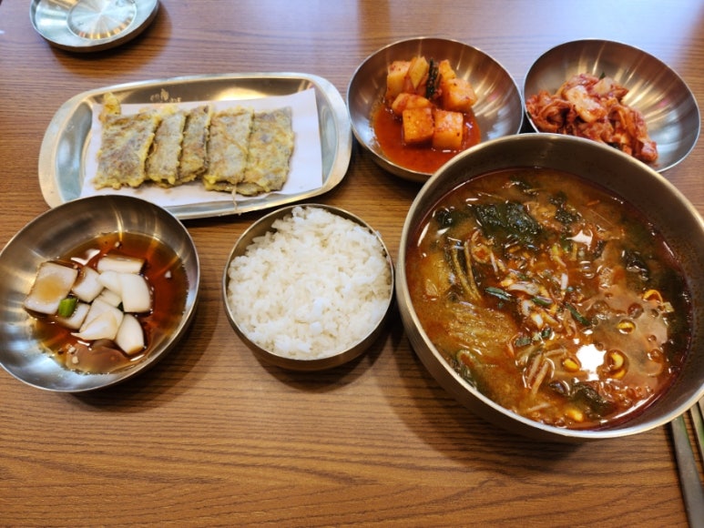 육전국밥 신림역점 이미지