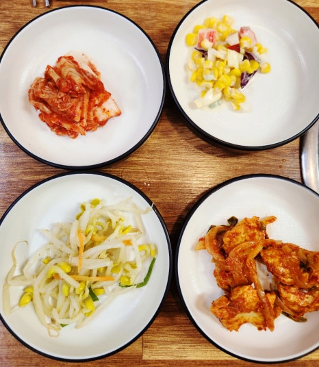 이가네고령촌돼지찌개 이미지