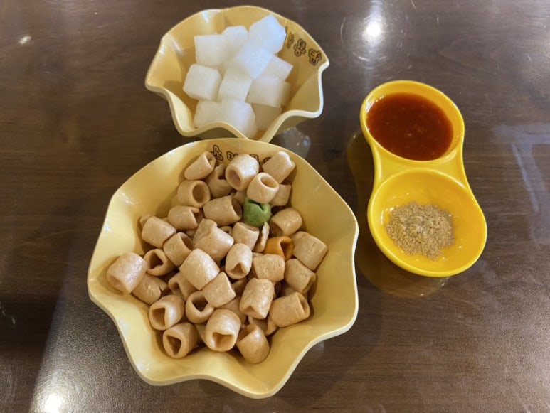 노랑통닭 광명사거리점 사진 2