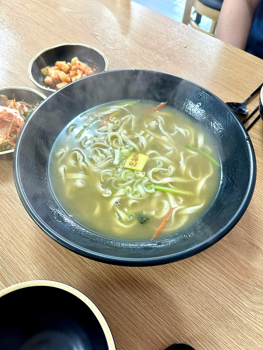 전복배말칼국수 이미지