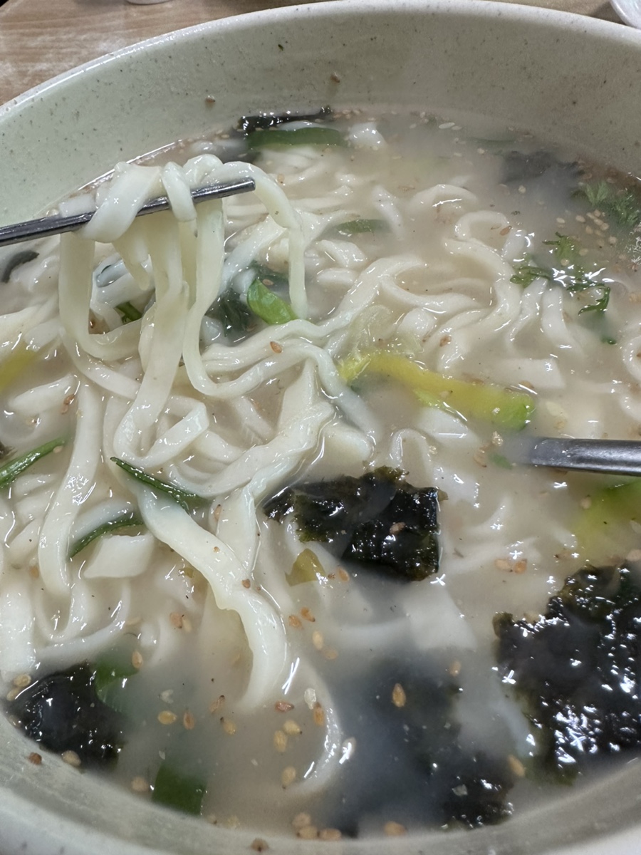 다정칼국수 이미지