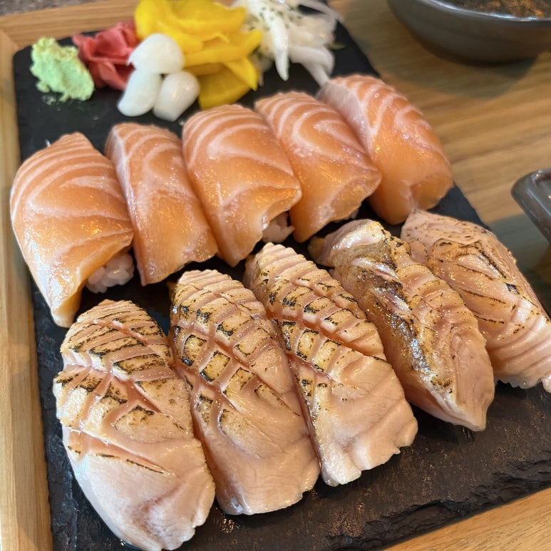 연어와돈카츠 이미지