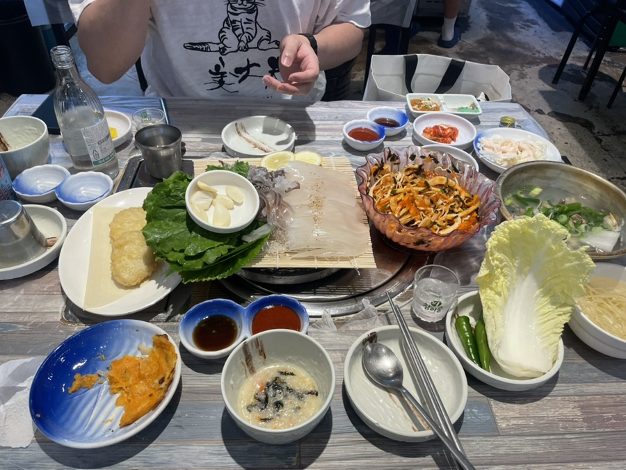 산오징어바지락칼국수 이미지