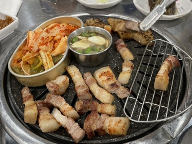 돼지몰이촌 이미지