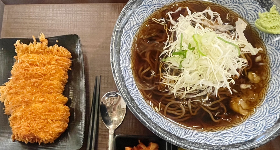 잇츠돈동 이미지