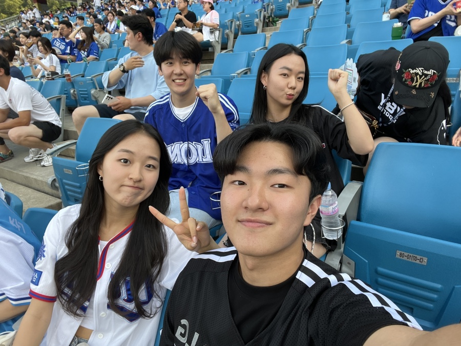 프롬티니 이미지