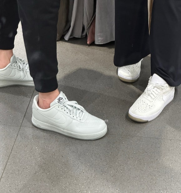 오묘한신발장 이미지