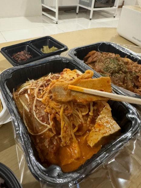 지현이네국산김치찜 이미지