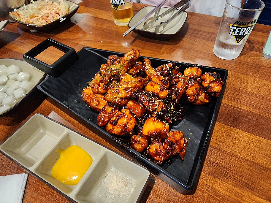 냠냠 숯불두마리치킨 포항북구점 이미지