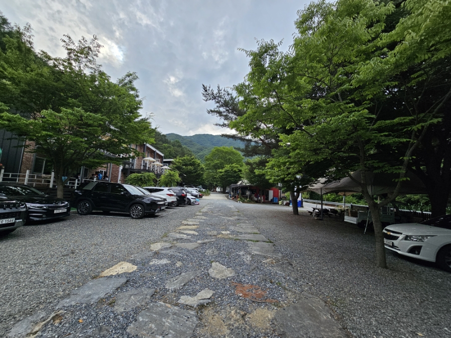 엄둔밸리 캠핑장 이미지
