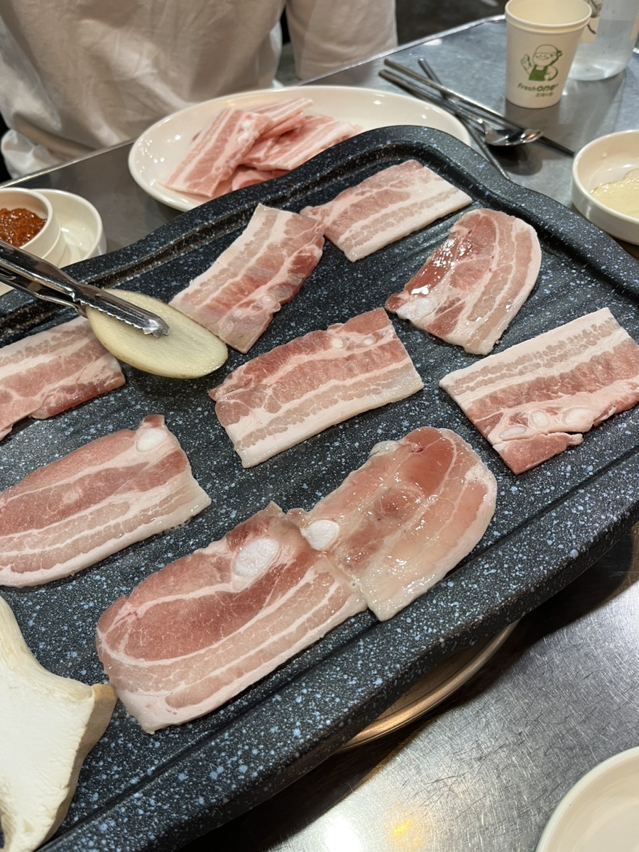 부린촌송어회 이미지