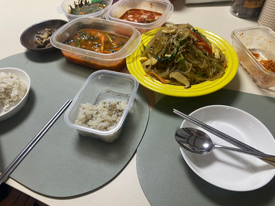 오크우드 프리미어 인천 구내식당 이미지