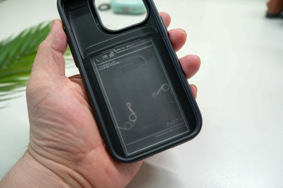 베루스 아이폰 15 프로 디월렛 오브 케이 사용기 "다기능 카드 수납과 카메라 보호 및 아이폰 거치대 활용까지" 이미지 10