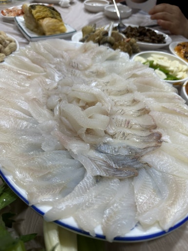 땡기네앞고기 이미지