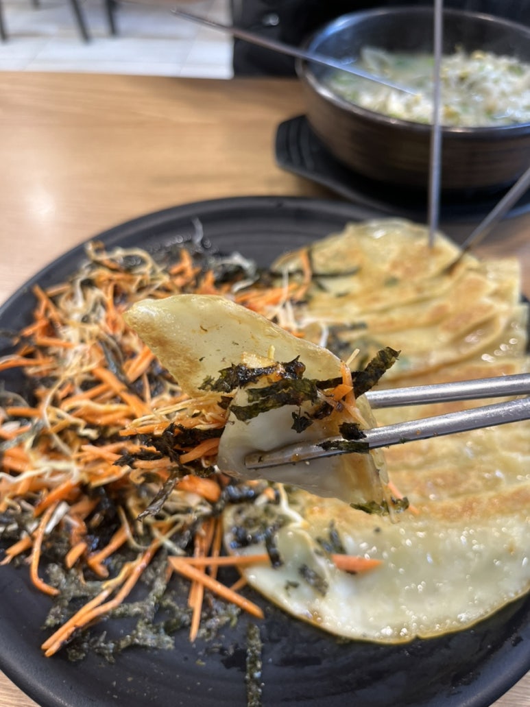 콩사돈(전주콩나물국밥) 이미지