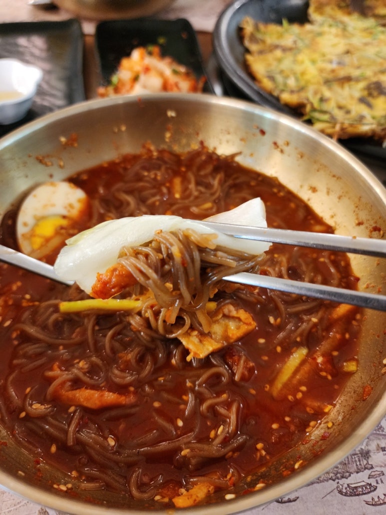 진주냉면산홍창원가로수길점 이미지