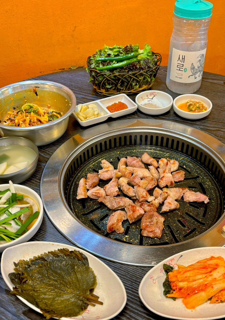 먹어봐뒷고기 이미지