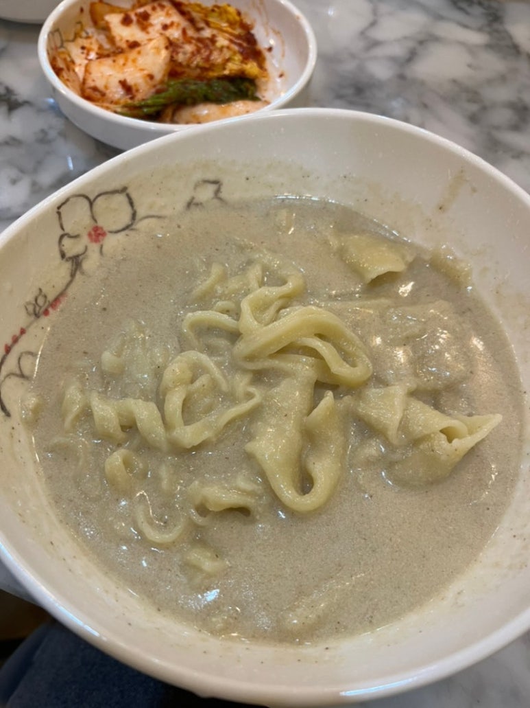 수라칼국수 이미지