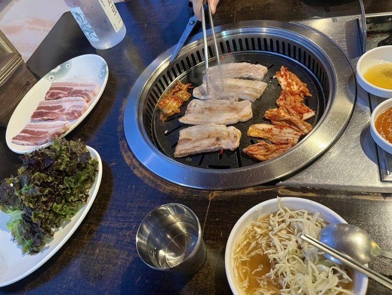 돈사랑우사랑 이미지