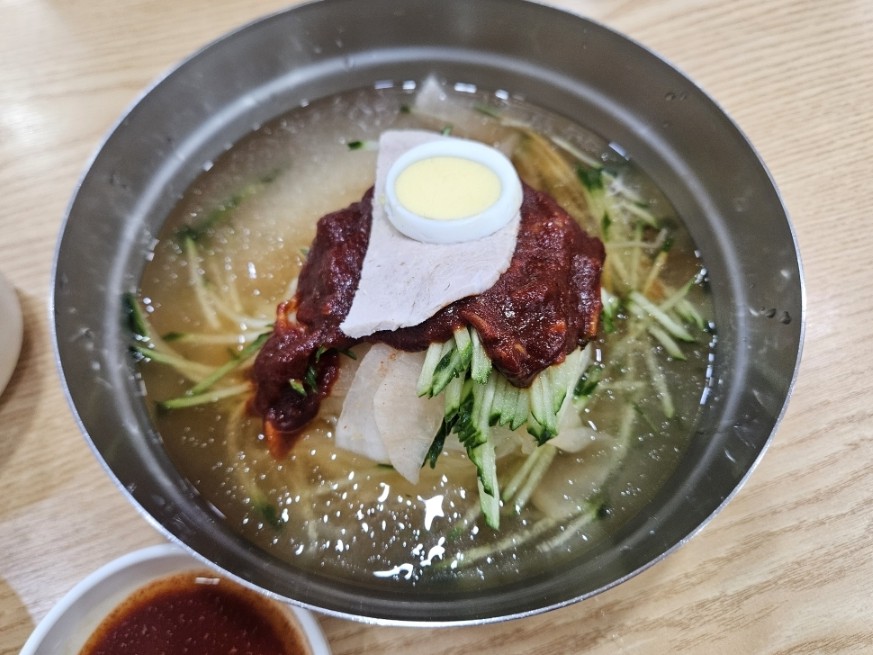 삼삼밀면 이미지