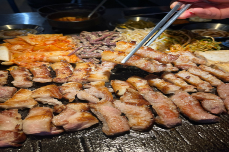 칼집삼겹 이미지