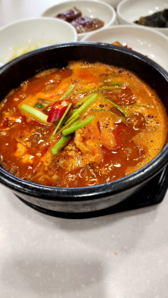 궁중해물탕조씨집 이미지